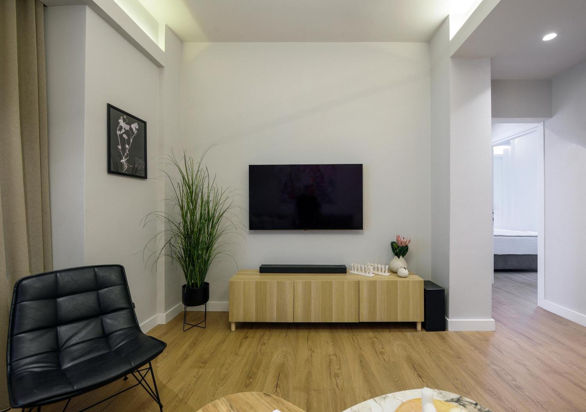 Elysium Retreat Next To White Tower & Helexpo Appartamento